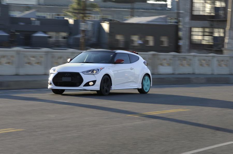  Hyundai Veloster C3 Roll Top Concept 2012 года  (фото 20 из 32)